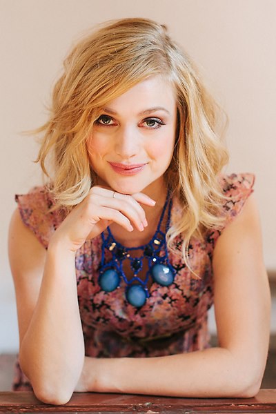 艾莉森·萨多尔Queenie