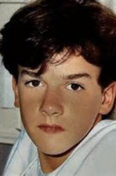 罗伯特·奥利维里罗伯特·奥利维里