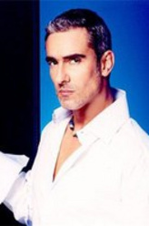 米格尔·瓦罗尼米格尔·瓦罗尼