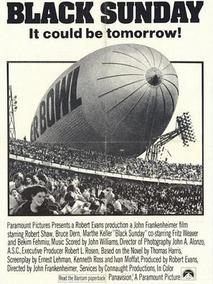 黑色星期天,介绍海报